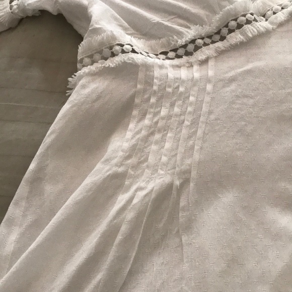 White dress - Picture 5 of 6